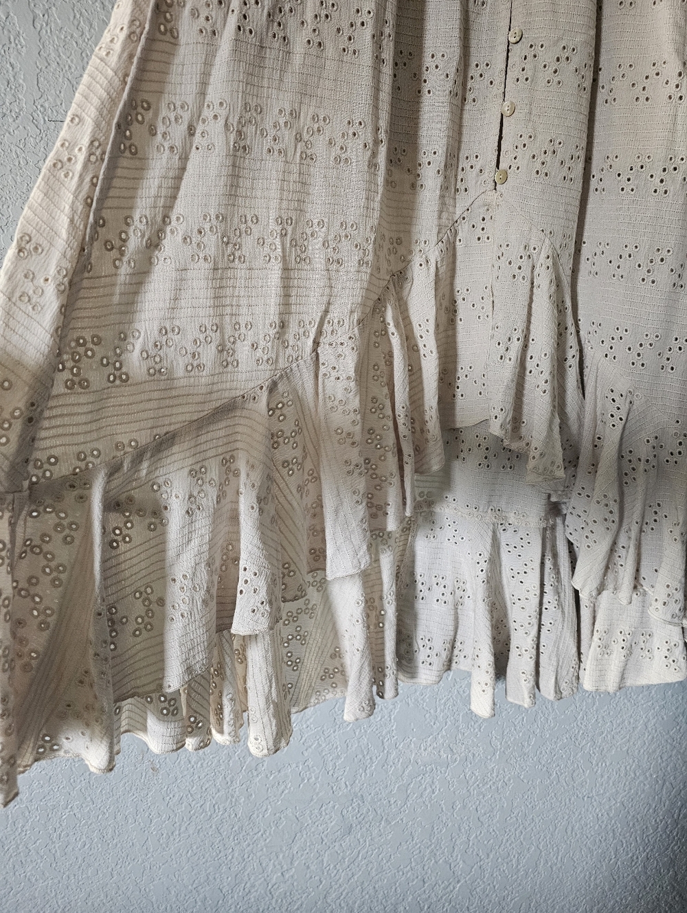 By Together Cream Eyelet High-Low Ruffle Maxi Skirt - Picture 4 of 7